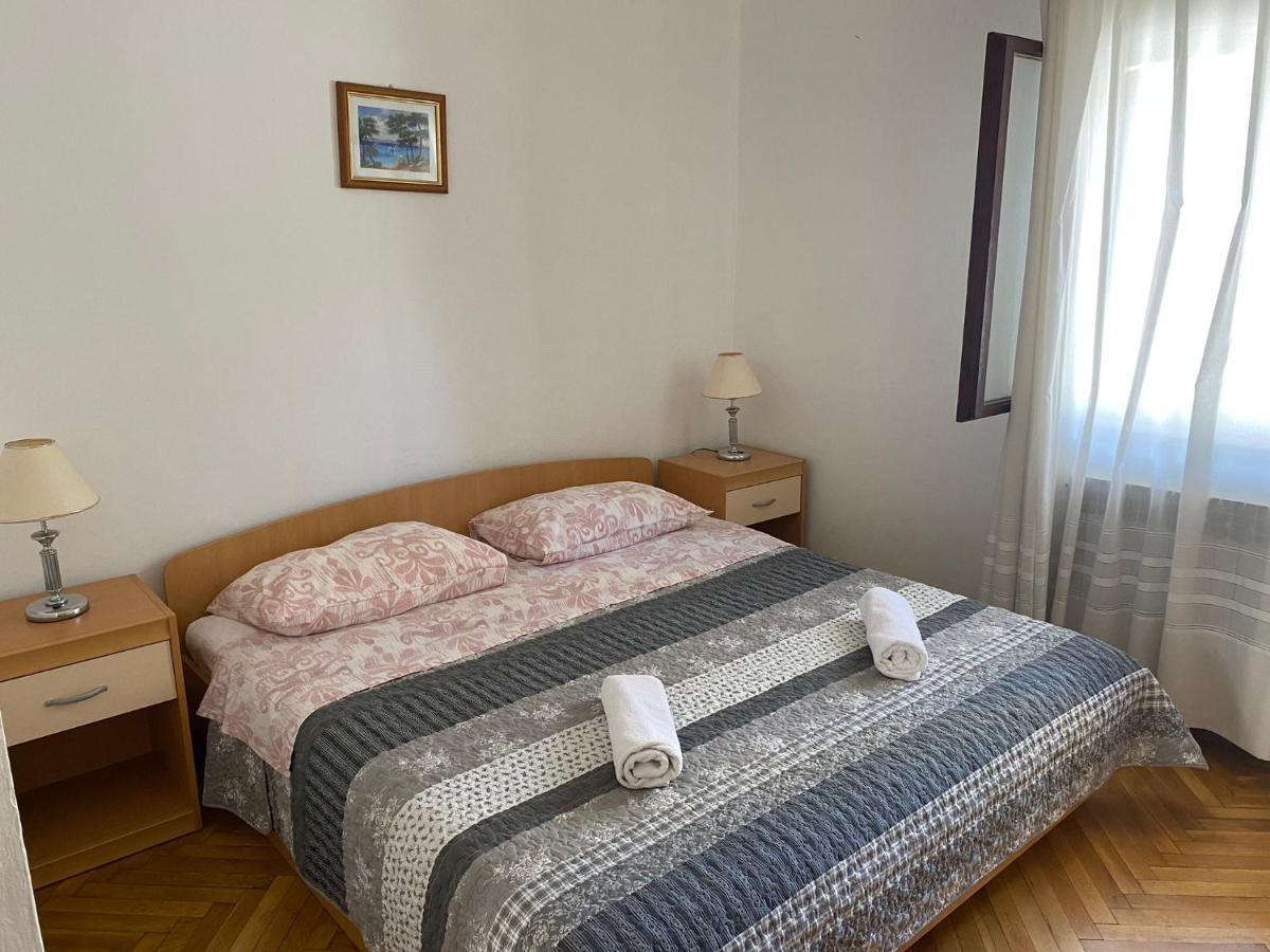 Apartmani Ana Borovac Фунтана Экстерьер фото